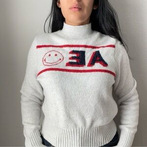 White American Eagle Outfitters Women's Sweater